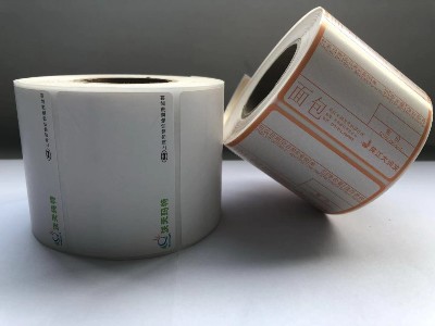不干胶标签这样使用光油，效果超乎你想象。